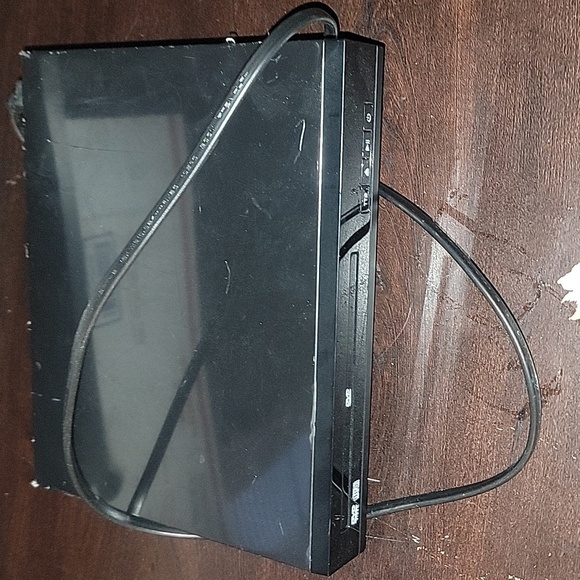 Onn DVD player. - Picture 1 of 4